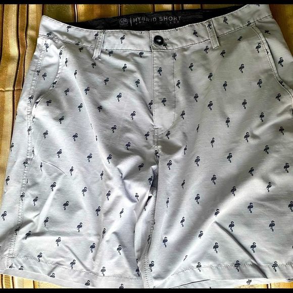 🌊NEW🌊 Vacation HYBRID Swim Shorts - Picture 1 of 3